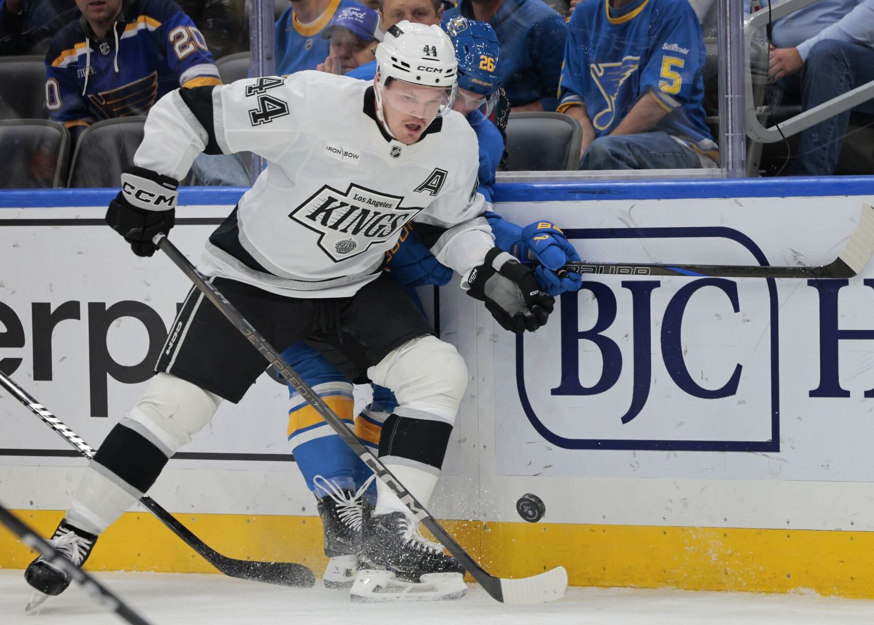 Blues host the Kings